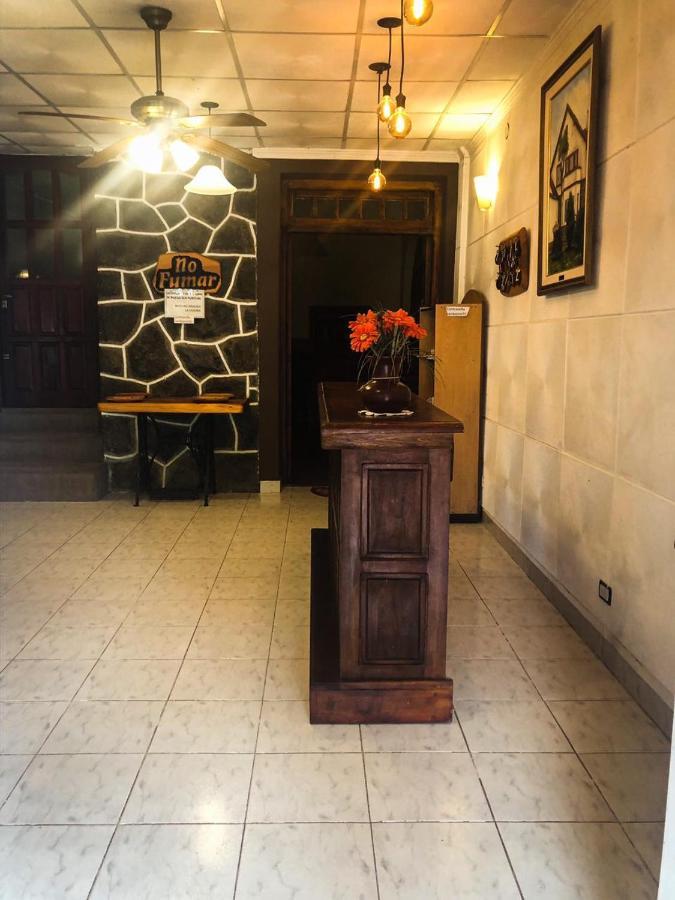 La Casona- Bv Hoteles ラ・ファルダ エクステリア 写真